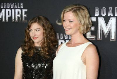 Gretchen Mol and Kelly Macdonald at event of Sausas istatymas: mafijos gimimas (2010)