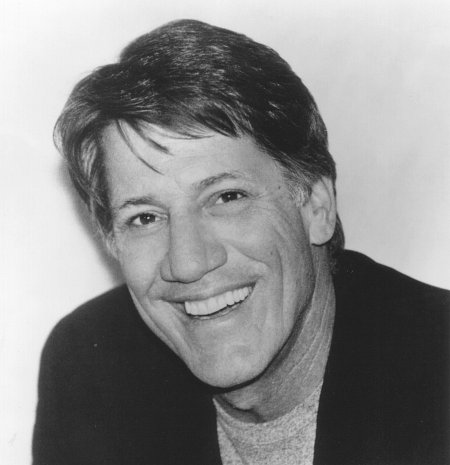 Stephen Macht