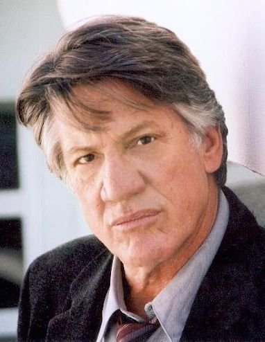 Stephen Macht