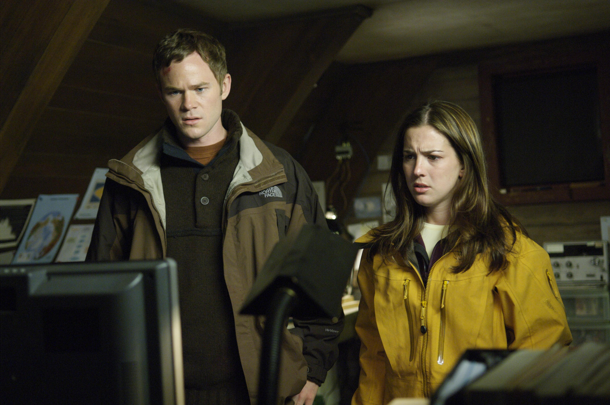 Still of Aaron Ashmore and Martha MacIsaac in The Thaw (2009)