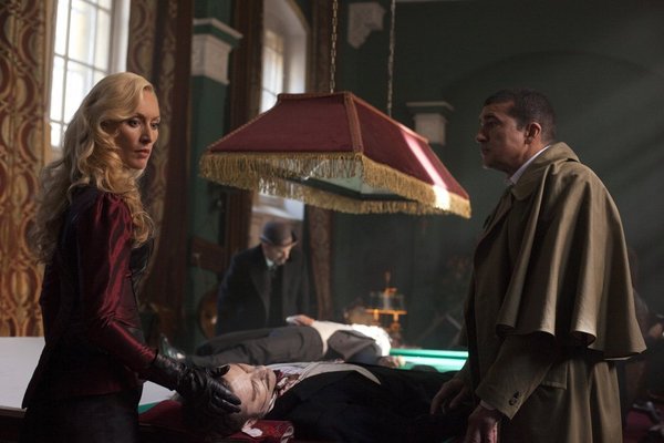 Still of Alastair Mackenzie, Victoria Smurfit and Tamer Hassan in Dracula (2013)