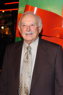 Bill Macy at event of Surviving Christmas (2004)