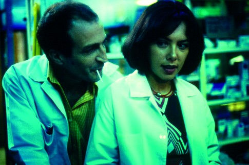 Still of Daniel Giménez Cacho and Carmen Madrid in Nicotina (2003)