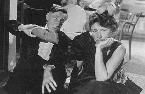Still of Percy Kilbride and Marjorie Main in Ma and Pa Kettle on Vacation (1953)