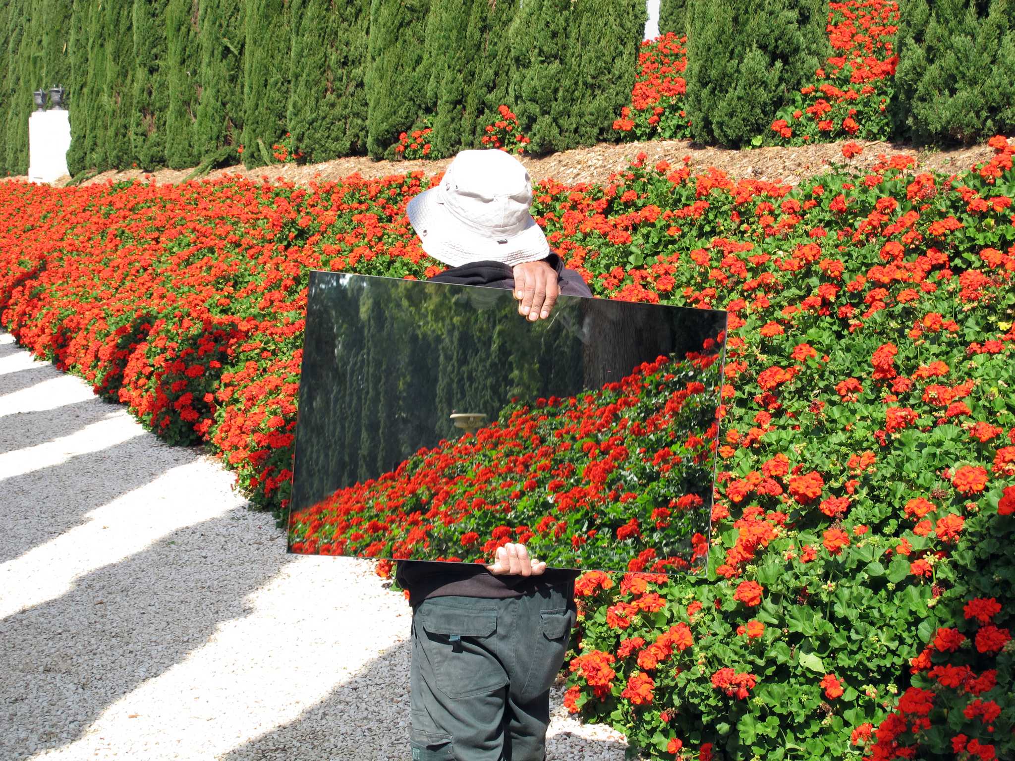 Still of Mohsen Makhmalbaf in The Gardener (2012)