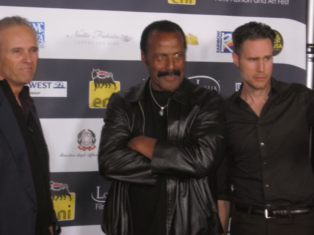 Mike Malloy with Fred Williamson and Leonard Mann, Chinese Theater, Hollywood, EUROCRIME! screening.