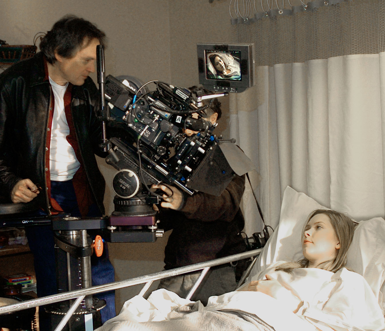 Director William Malone sets up shot of Cherilyn Wilson for PARASOMNIA
