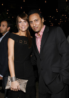 Aasif Mandvi and Kristen Wiig at event of Ghost Town (2008)