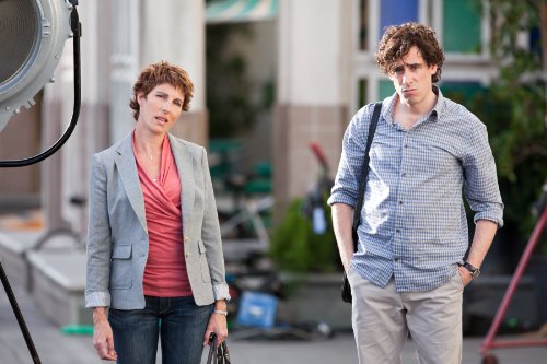 Still of Tamsin Greig and Stephen Mangan in Episodes (2011)