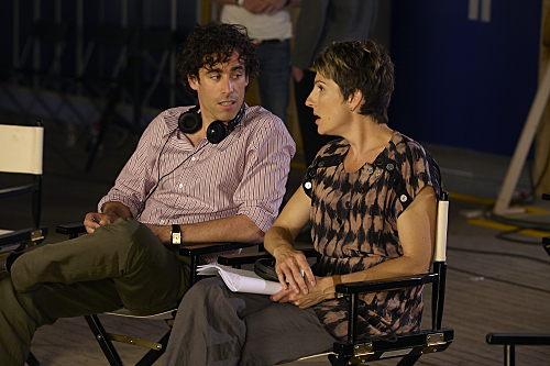 Still of Tamsin Greig and Stephen Mangan in Episodes (2011)