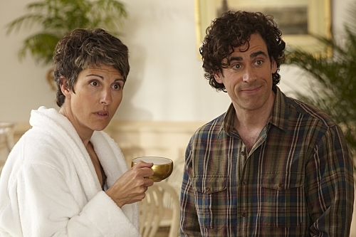 Still of Tamsin Greig and Stephen Mangan in Episodes (2011)