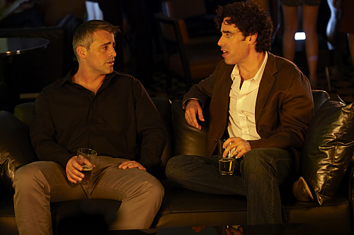 Still of Matt LeBlanc and Stephen Mangan in Episodes (2011)