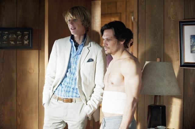 Still of Gabriel Mann and Nick Wechsler in Kerstas (2011)