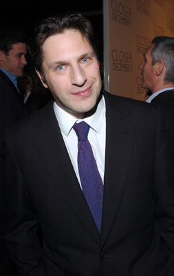 Patrick Marber at event of Closer (2004)