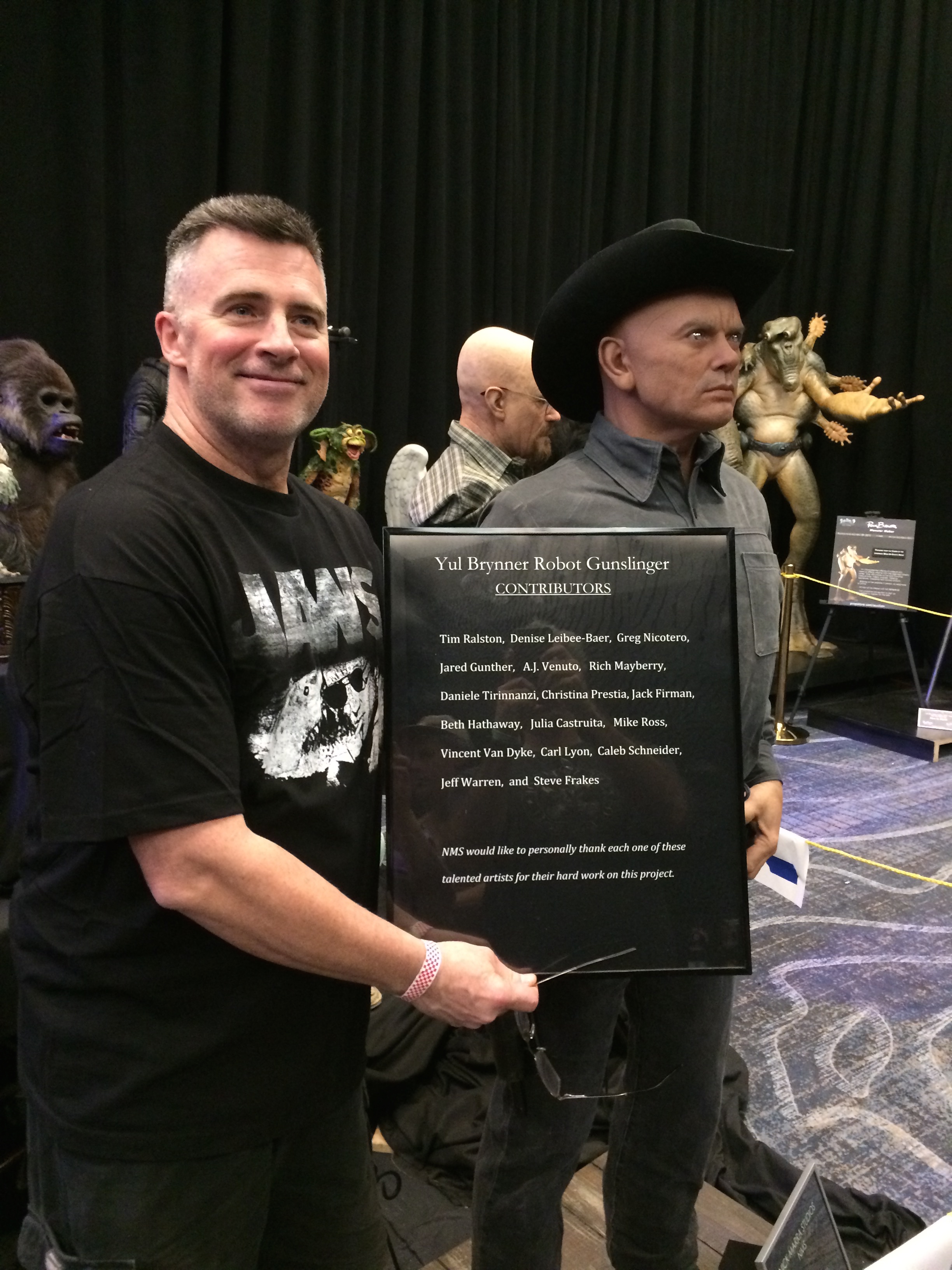 Nick Marra with his Yul Brynner Robot Gunslinger animatronic figure at MonsterPalooza 2015.