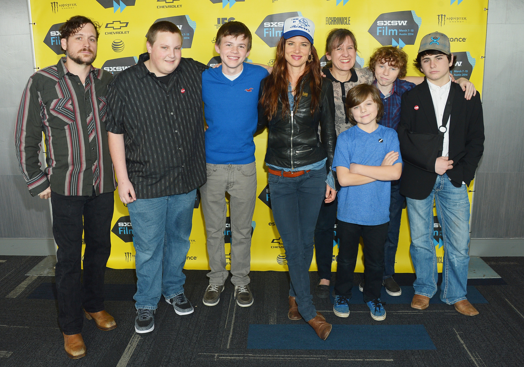 Juliette Lewis, Kat Candler, Jonny Mars, Dylan Cole, Deke Garner, Josh Wiggins, Camron Owens and Dalton Sutton at event of Hellion (2014)