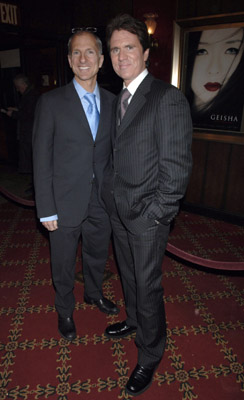 John DeLuca and Rob Marshall at event of Memoirs of a Geisha (2005)