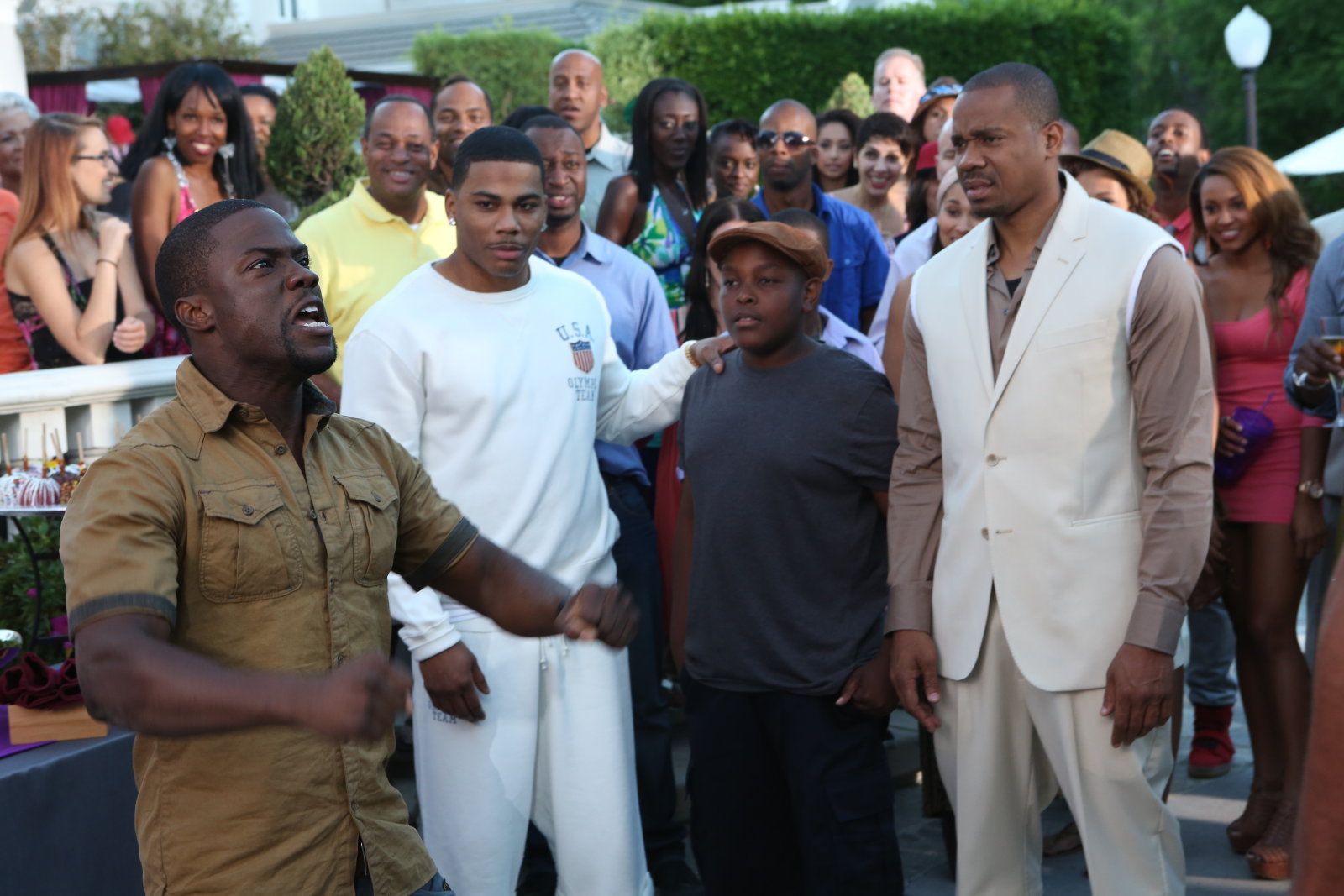 Still of Kevin Hart and Duane Martin in Real Husbands of Hollywood (2013)