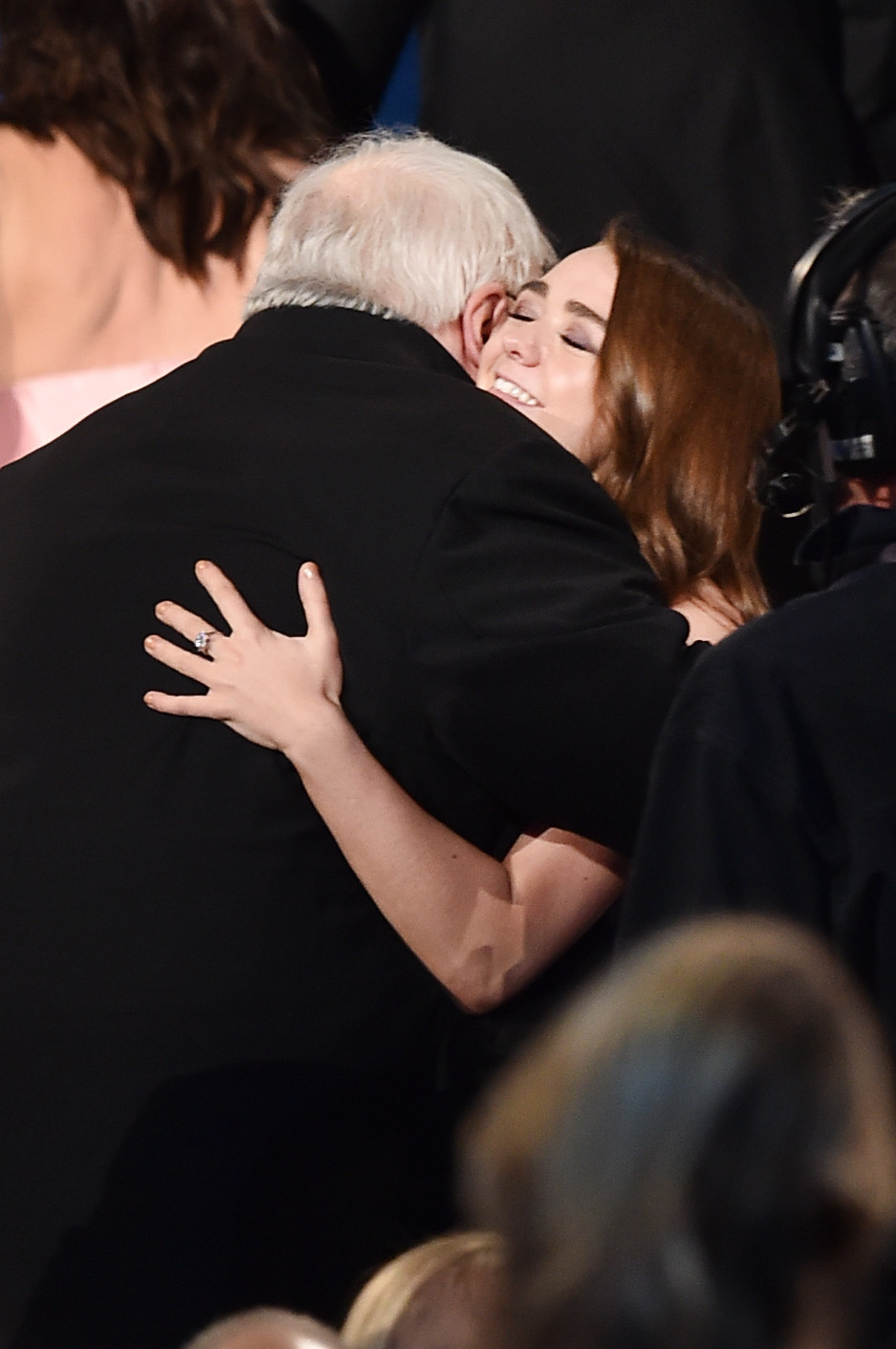 George R.R. Martin and Maisie Williams at event of The 67th Primetime Emmy Awards (2015)