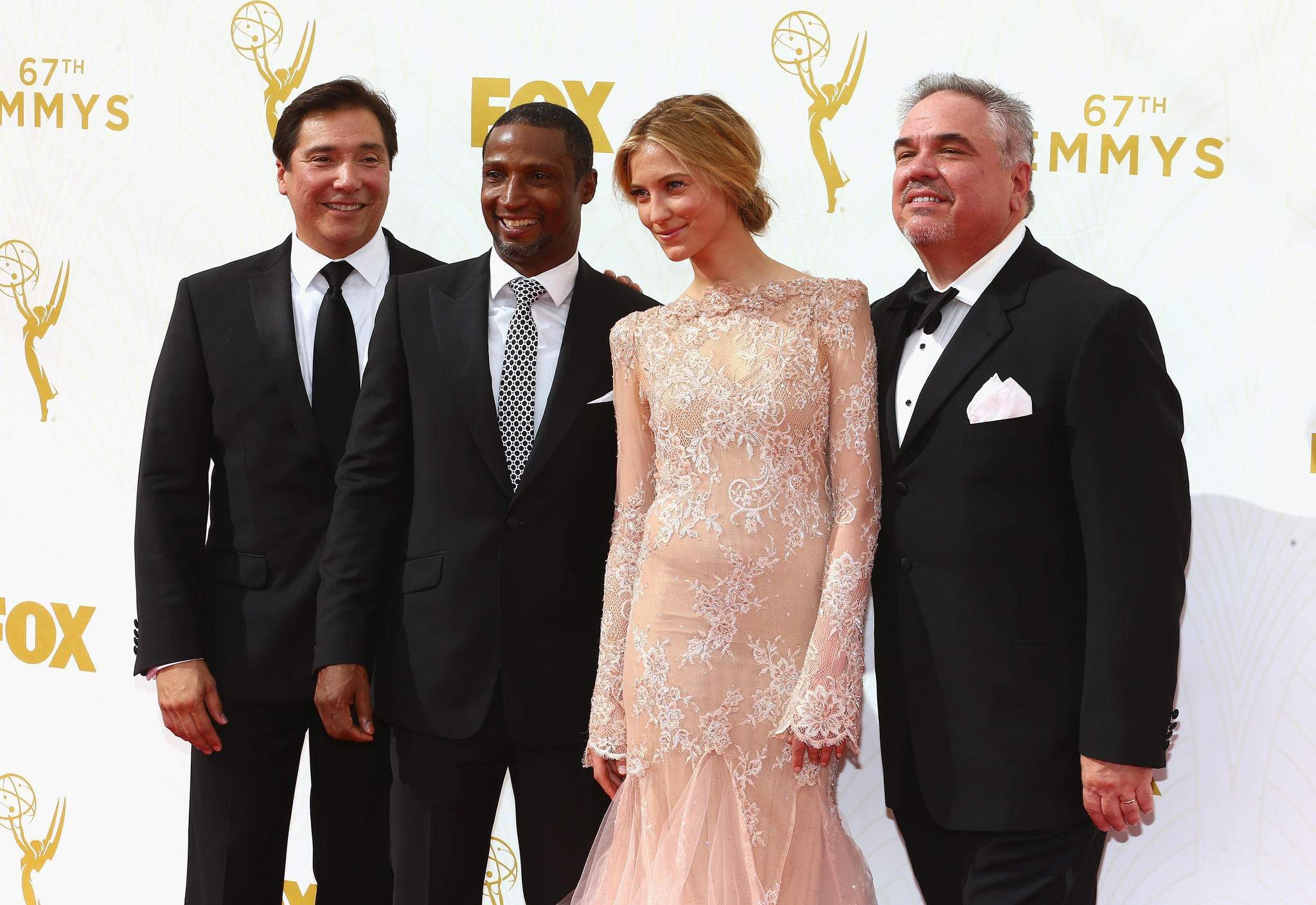 W. Earl Brown, Benito Martinez, Elvis Nolasco and Caitlin Gerard at event of The 67th Primetime Emmy Awards (2015)