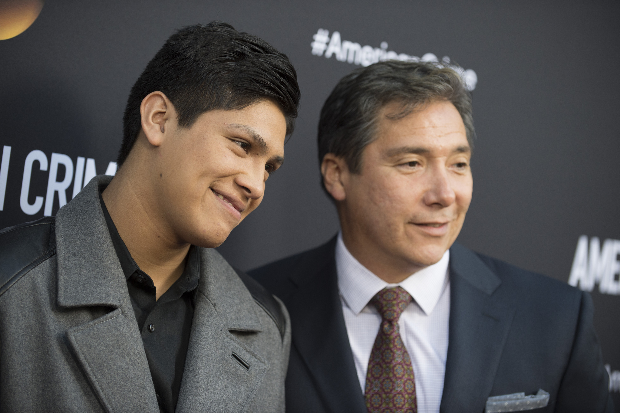Benito Martinez and Johnny Ortiz at event of American Crime (2015)