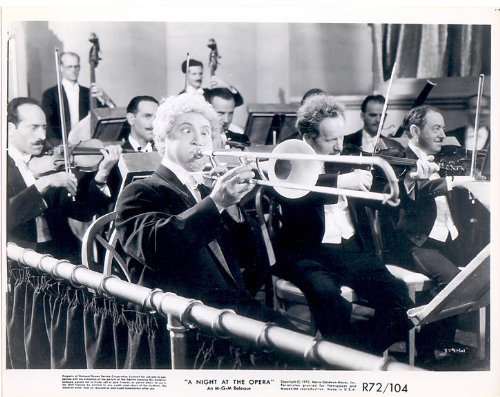 Fred Malatesta and Harpo Marx in A Night at the Opera (1935)