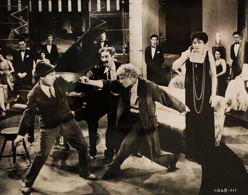 Still of Groucho Marx, Margaret Dumont, Chico Marx, Harpo Marx and The Marx Brothers in Animal Crackers (1930)