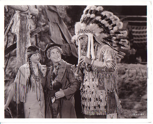 Still of Mitchell Lewis, Harpo Marx and Joan Woodbury in Go West (1940)