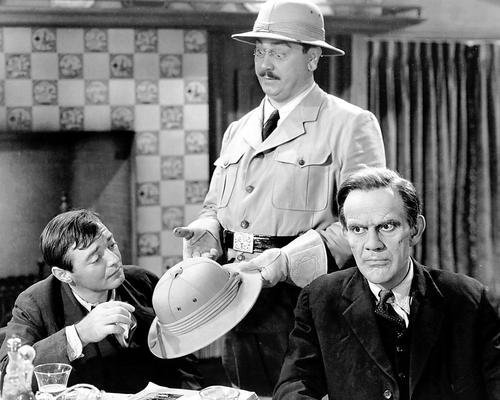 Still of Peter Lorre, John Alexander and Raymond Massey in Arsenic and Old Lace (1944)