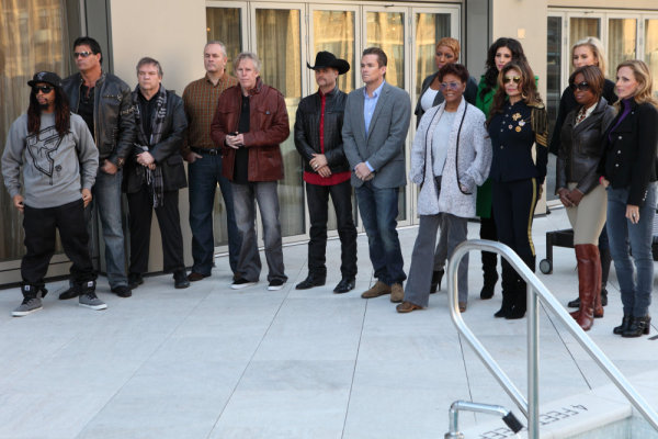 Still of Gary Busey, Dionne Warwick, La Toya Jackson, Star Jones, Marlee Matlin, Jose Canseco and Niki Taylor in The Apprentice (2004)