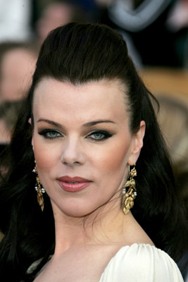 Debi Mazar