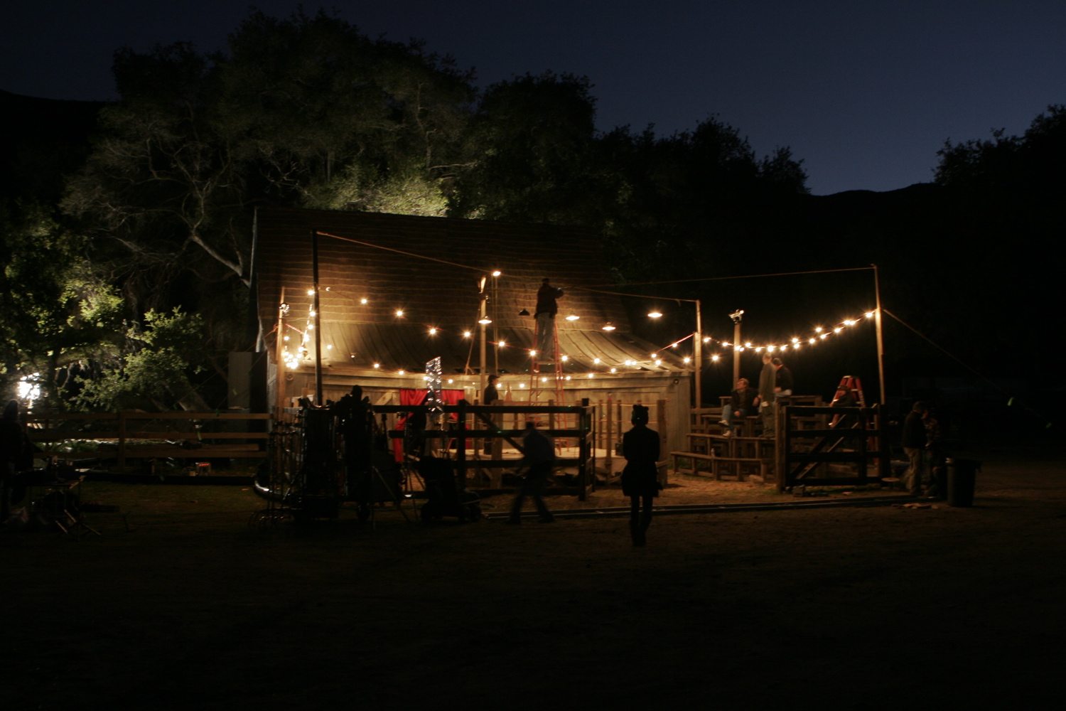 The Fight Ring at Night. Art Direction by Nikolai Loveikis and Rose Shawhan.