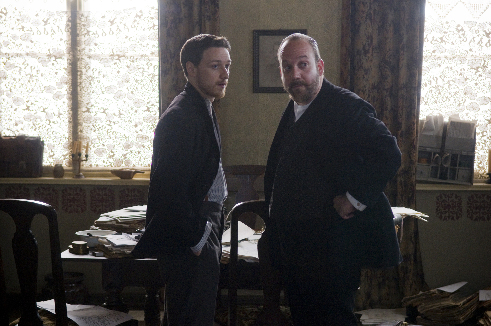 Still of Paul Giamatti and James McAvoy in The Last Station (2009)