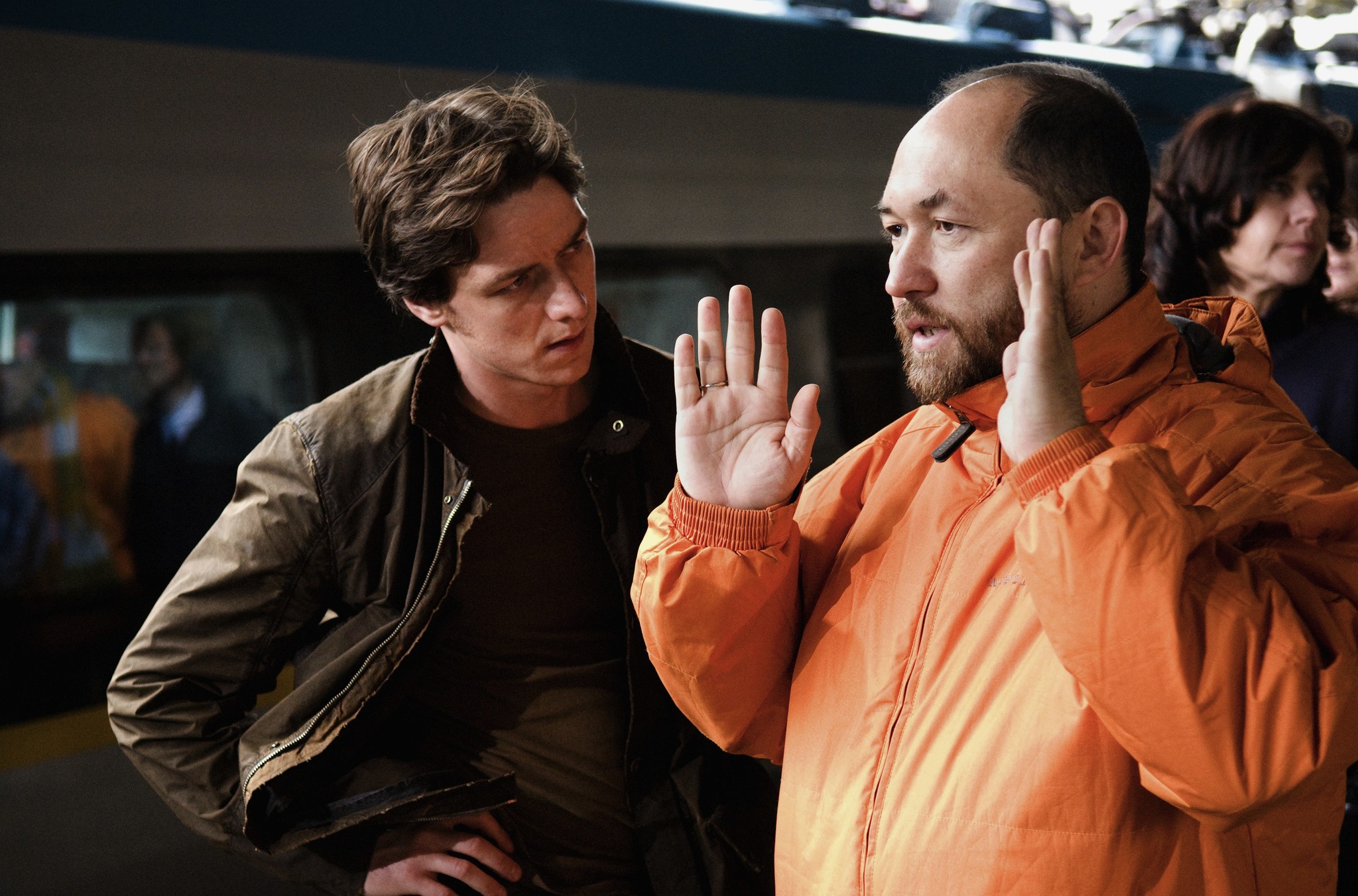 Still of Timur Bekmambetov and James McAvoy in Ieskomas (2008)