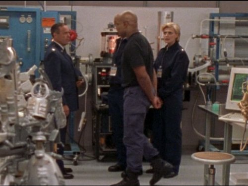 Still of Christopher Judge, Tom McBeath and Amanda Tapping in Stargate SG-1 (1997)