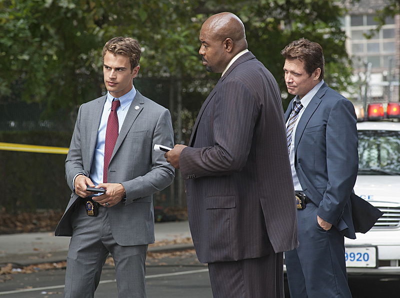 Still of Chi McBride, Holt McCallany and Theo James in Golden Boy (2013)