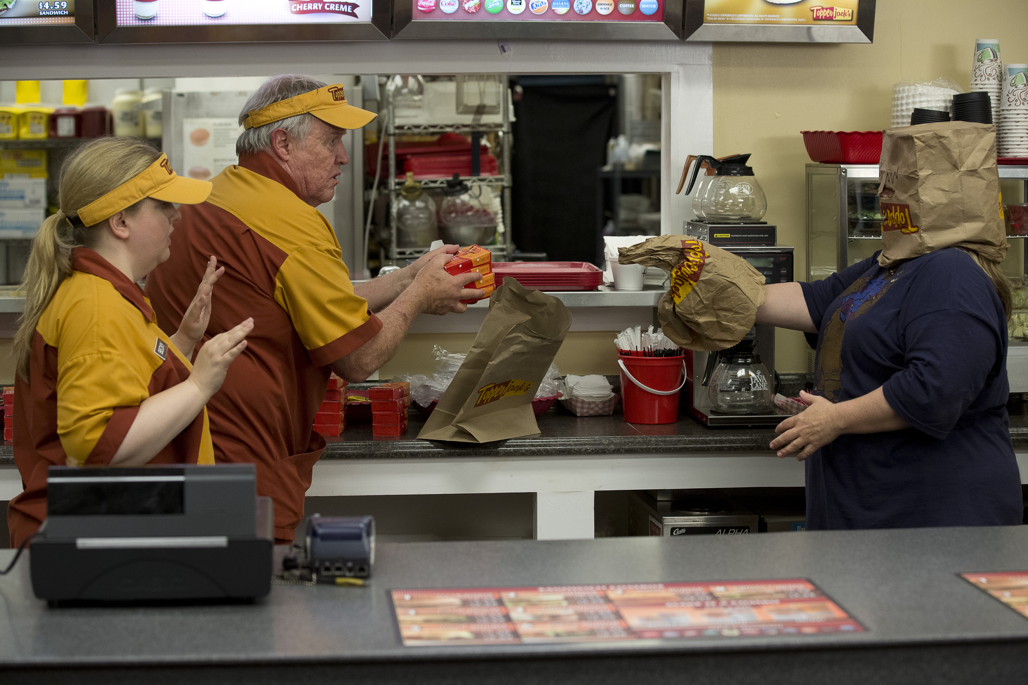 Still of Melissa McCarthy and Sarah Baker in Tammy (2014)