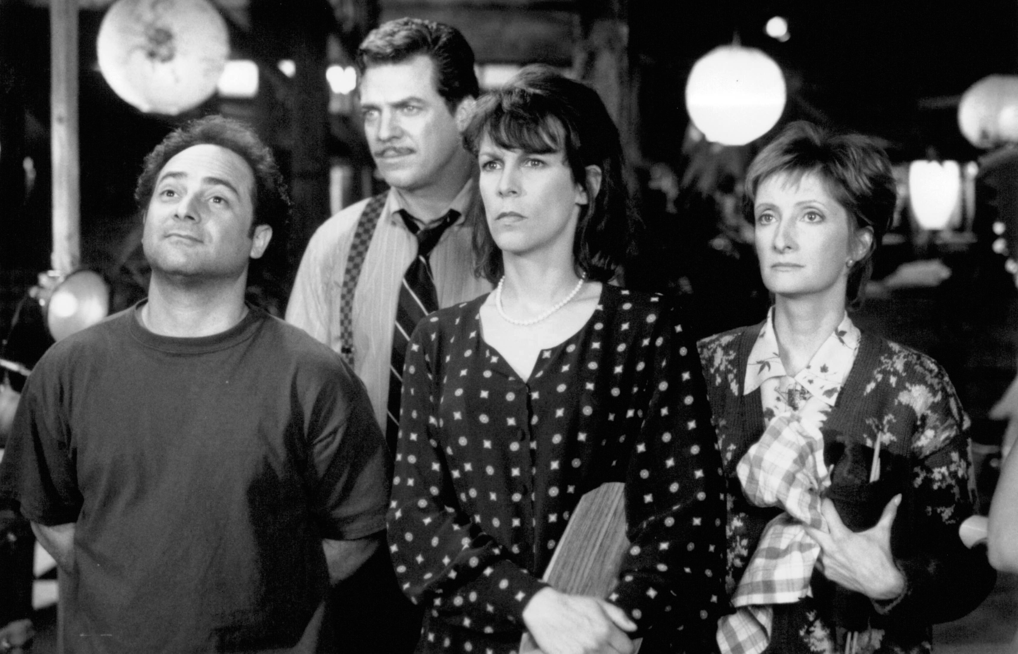 Still of Jamie Lee Curtis, Christopher McDonald, Kevin Pollak and Sheila McCarthy in House Arrest (1996)