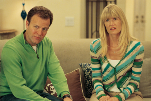 Still of Laura Dern and Tom McCarthy in Year of the Dog (2007)
