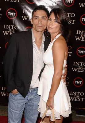 Zahn McClarnon at event of Into the West (2005)