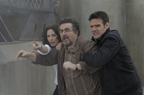 Still of Saul Rubinek, Eddie McClintock and Joanne Kelly in Warehouse 13 (2009)