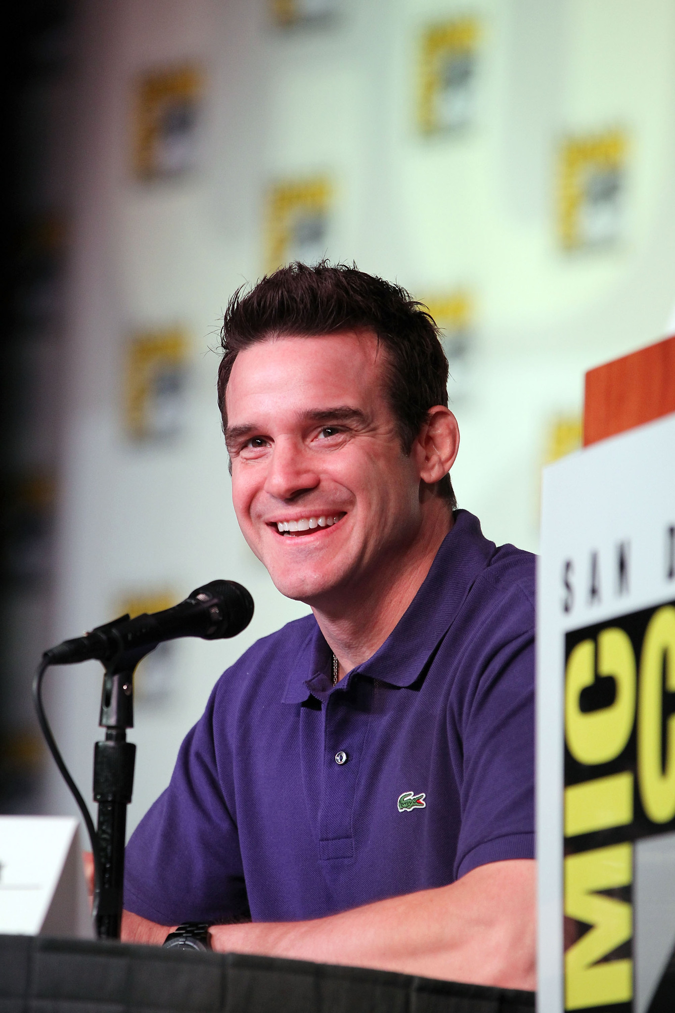 Eddie McClintock at event of Warehouse 13 (2009)