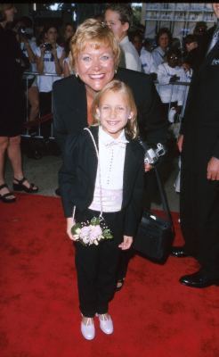 Skye McCole Bartusiak at event of The Patriot (2000)