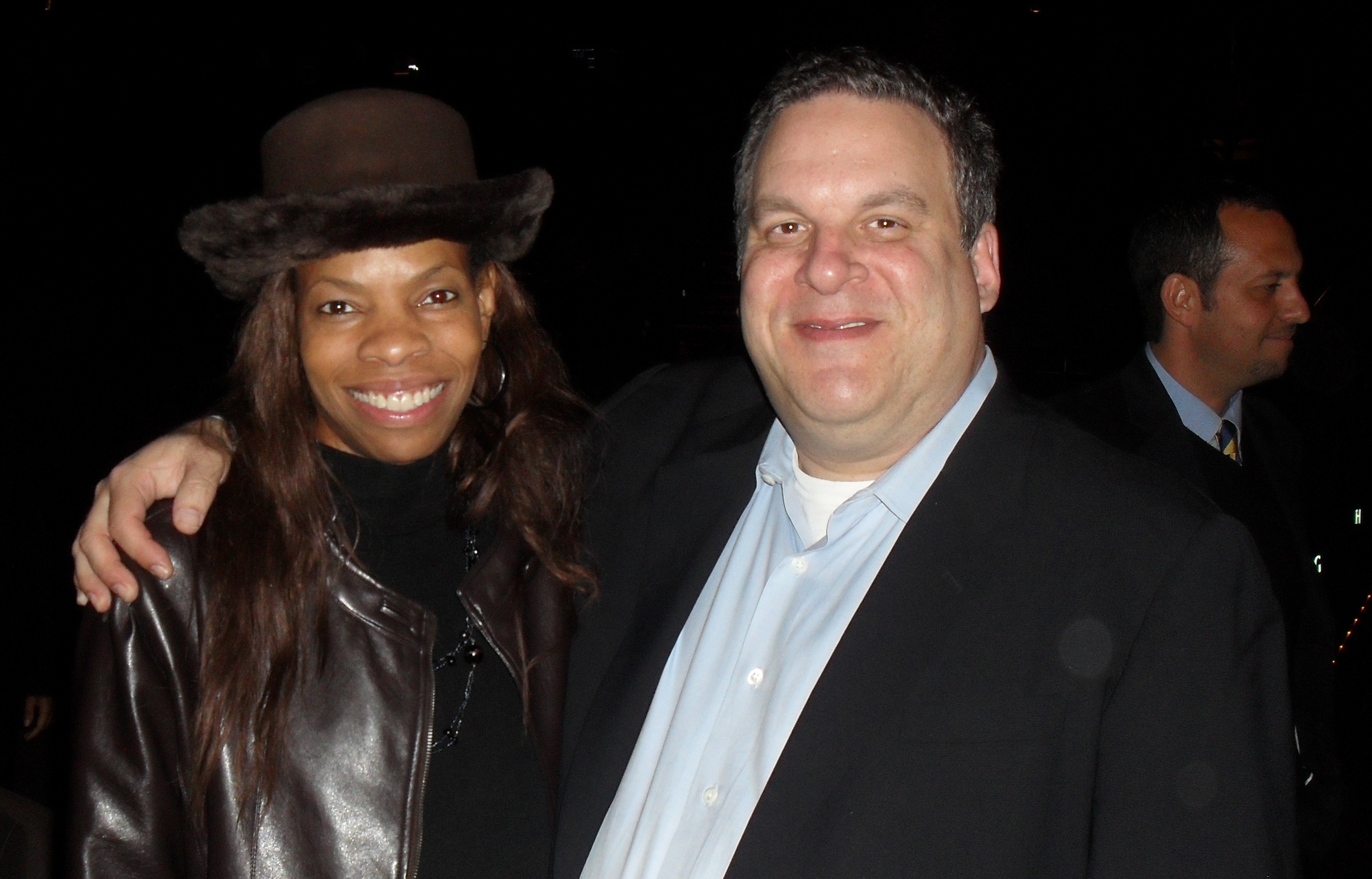 Cat'Ania McCoy-Howze, reporter for the Columbia College Impact Awards interviews Jeff Garlin, honoree 