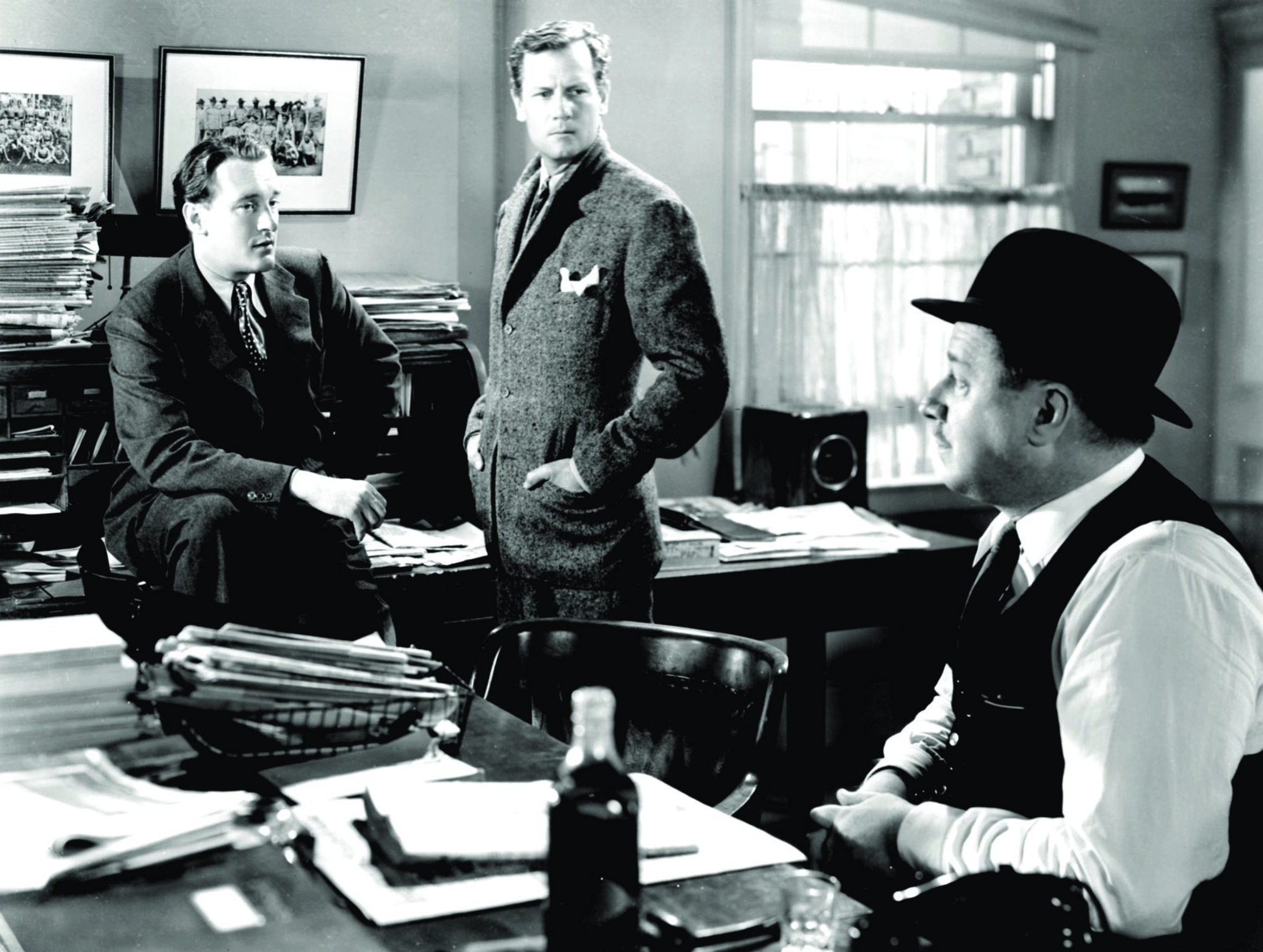 Still of George Sanders, Robert Benchley and Joel McCrea in Foreign Correspondent (1940)