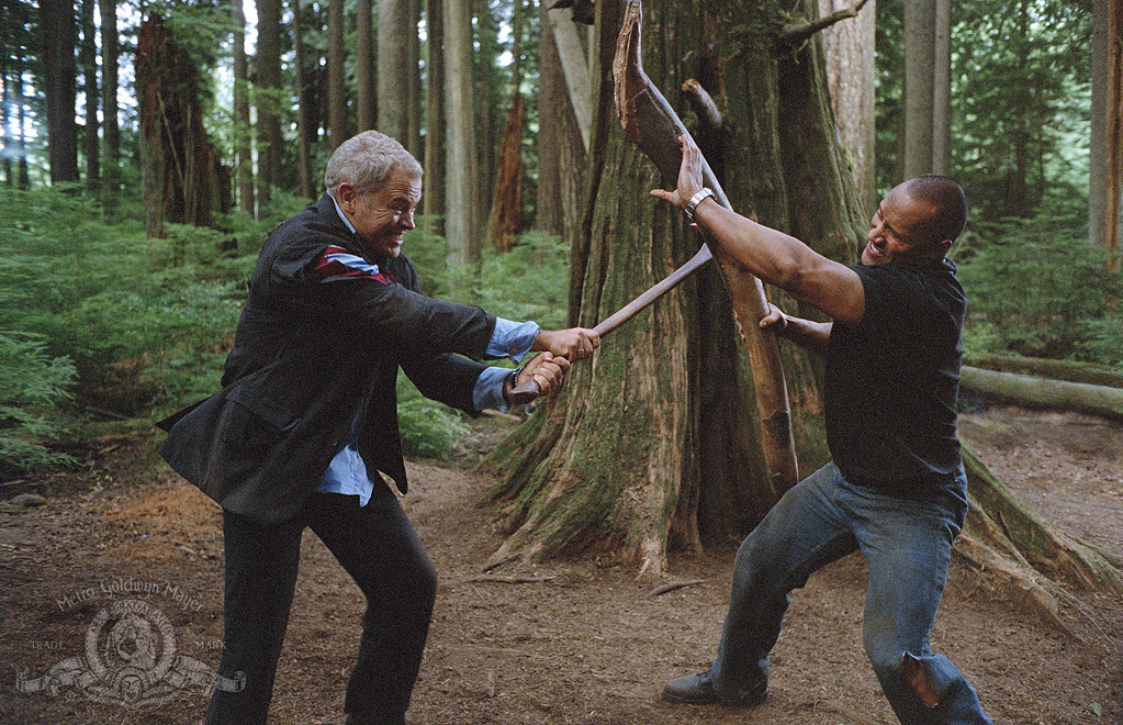 Still of Dwayne Johnson and Neal McDonough in Walking Tall (2004)