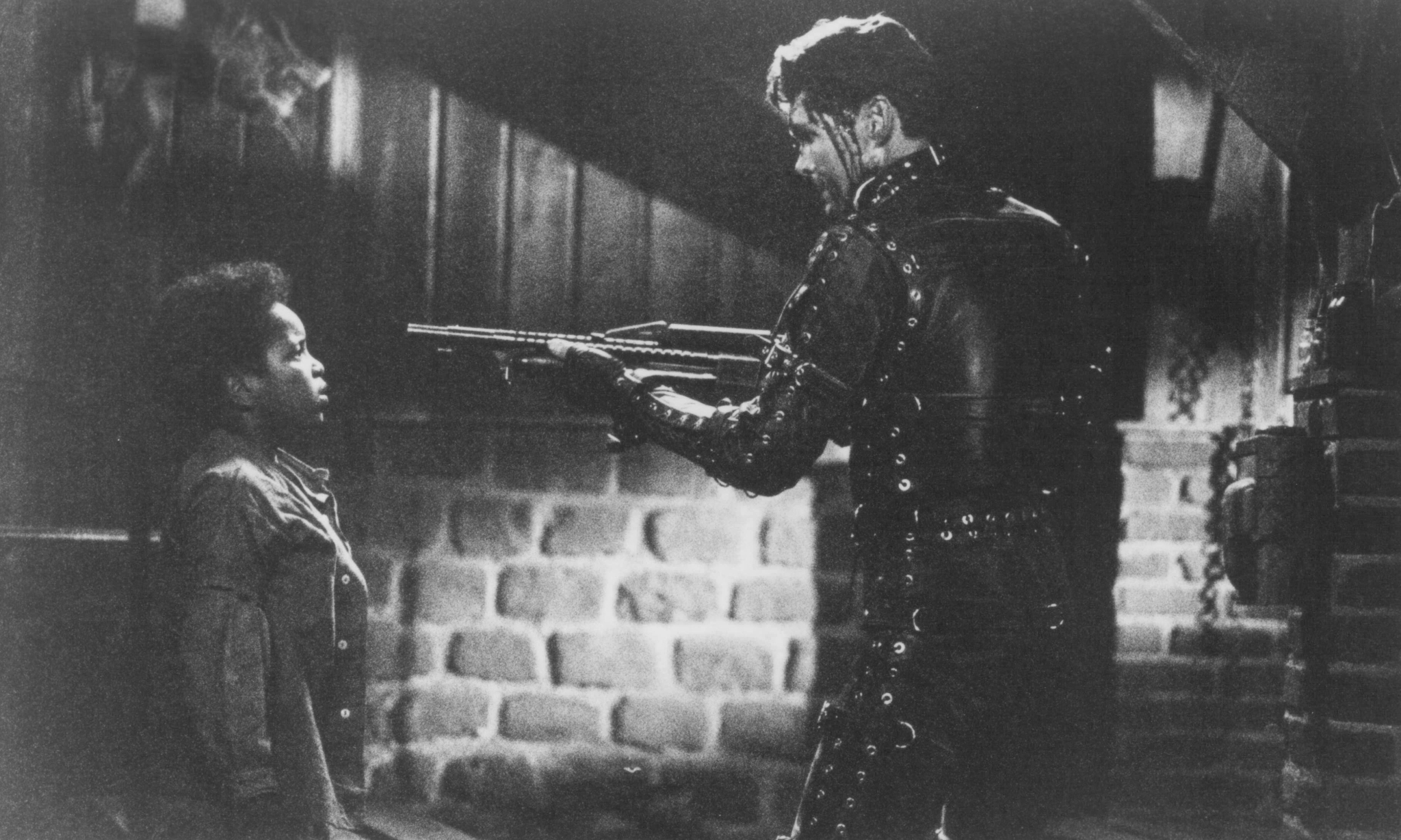 Still of Brandon Quintin Adams and Everett McGill in The People Under the Stairs (1991)