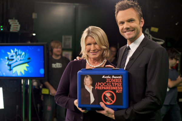 Still of Joel McHale and Martha Stewart in The Soup (2004)