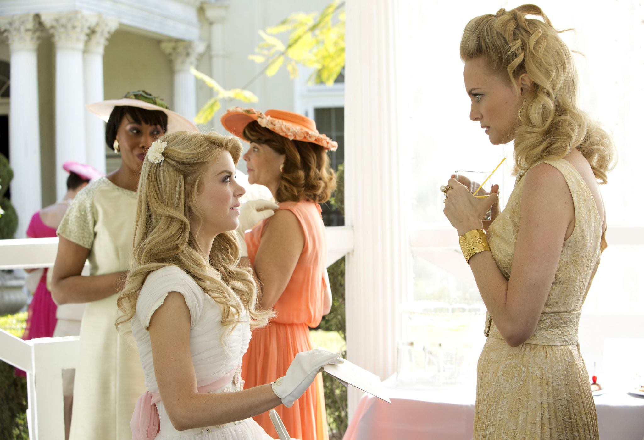 Still of Heather Graham and Rose McIver in Petals on the Wind (2014)