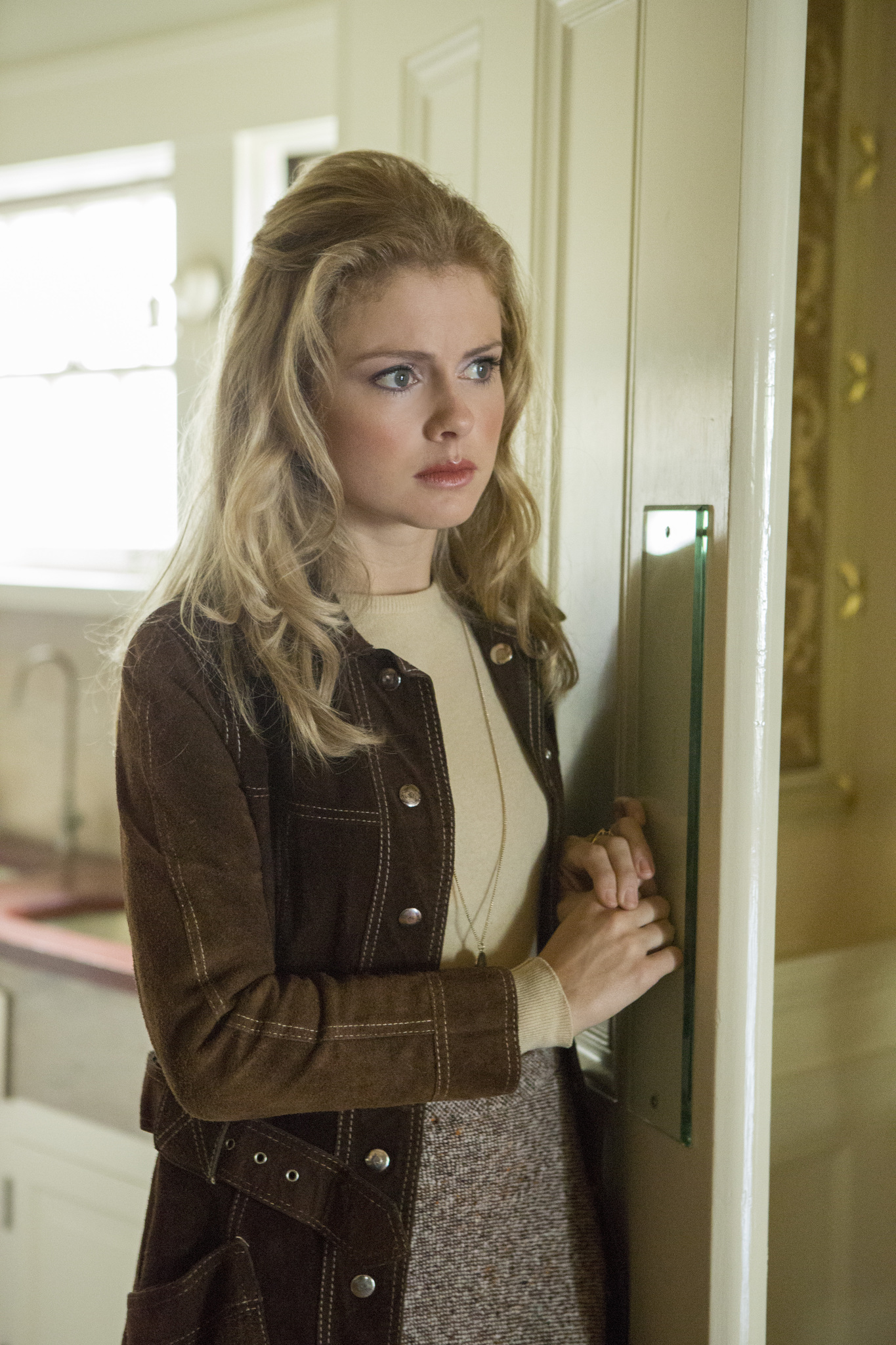 Still of Rose McIver in Petals on the Wind (2014)